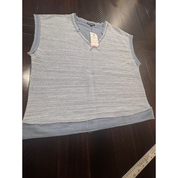 Flag & Anthem Tops - Flag & Anthem Womens Sleeveless V-Neck Knit Top Light Blue Raw Hem NWT Medium